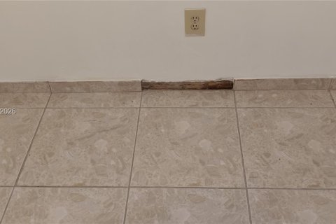 Casa en alquiler en Hollywood, Florida, 1 dormitorio, 109.81 m2 № 2056740 - foto 8