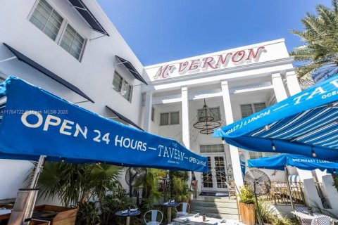 Hôtel, hôtellerie à vendre à Miami Beach, Floride № 1985272 - photo 1