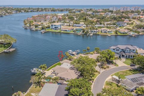 Casa en venta en Saint Petersburg, Florida, 4 dormitorios, 253.34 m2 № 1744591 - foto 11