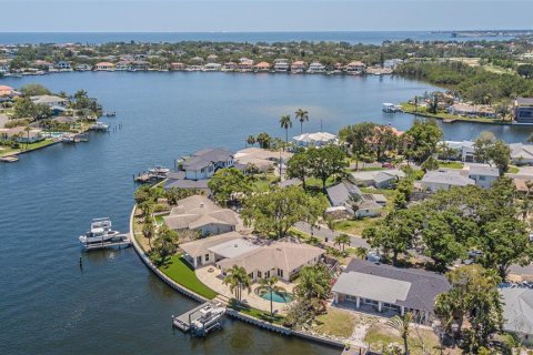 Casa en venta en Saint Petersburg, Florida, 4 dormitorios, 253.34 m2 № 1744591 - foto 13