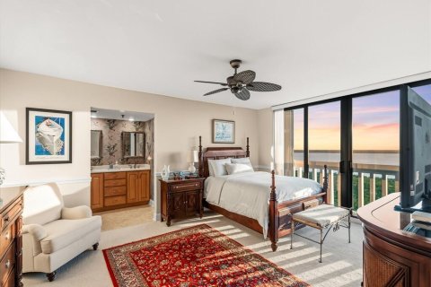 Condominio en venta en Jensen Beach, Florida, 2 dormitorios, 158.21 m2 № 2251589 - foto 24