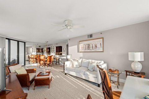 Condominio en venta en Jensen Beach, Florida, 2 dormitorios, 158.21 m2 № 2251589 - foto 11