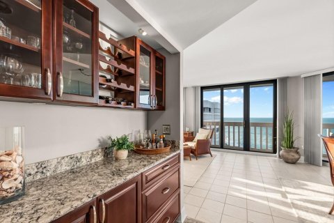 Condominio en venta en Jensen Beach, Florida, 2 dormitorios, 158.21 m2 № 2251589 - foto 16