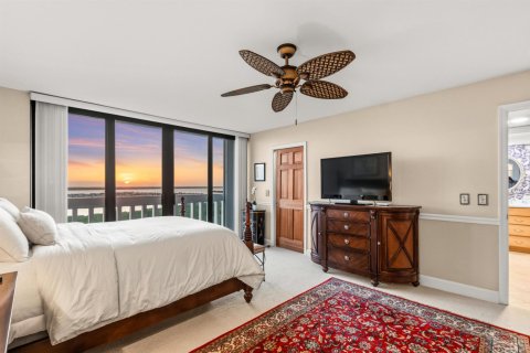 Condominio en venta en Jensen Beach, Florida, 2 dormitorios, 158.21 m2 № 2251589 - foto 25