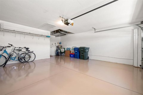 Купить виллу или дом в Венеция, Флорида 10 комнат, 154.22м2, № 1824064 - фото 24