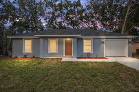 Casa en venta en Dunnellon, Florida, 3 dormitorios, 104.7 m2 № 1770002 - foto 1