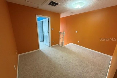 Touwnhouse à louer à Orlando, Floride: 4 chambres, 161.19 m2 № 2114585 - photo 6