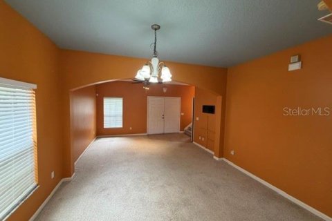 Touwnhouse à louer à Orlando, Floride: 4 chambres, 161.19 m2 № 2114585 - photo 2
