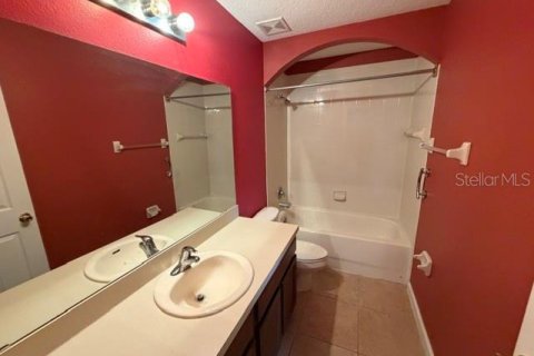 Touwnhouse à louer à Orlando, Floride: 4 chambres, 161.19 m2 № 2114585 - photo 8