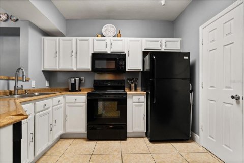 Condo in Orlando, Florida, 2 bedrooms  № 1835379 - photo 10