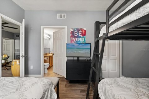 Condo in Orlando, Florida, 2 bedrooms  № 1835379 - photo 19