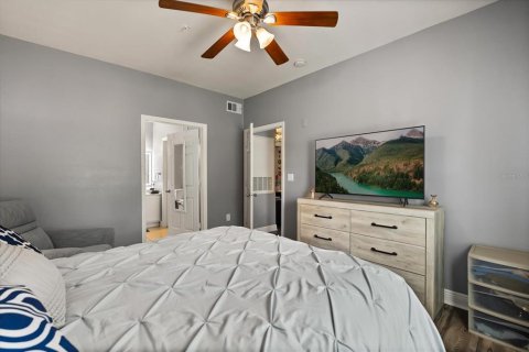 Condo in Orlando, Florida, 2 bedrooms  № 1835379 - photo 14