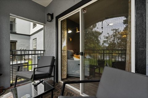 Condo in Orlando, Florida, 2 bedrooms  № 1835379 - photo 24