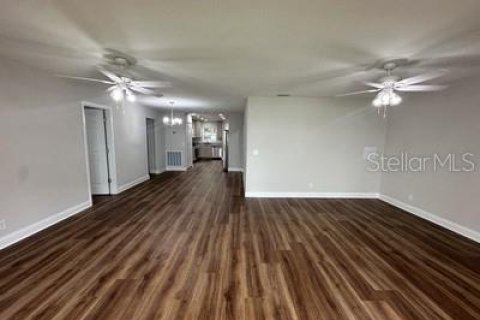 Copropriété à louer à Winter Haven, Floride: 3 chambres, 146.69 m2 № 2414035 - photo 6