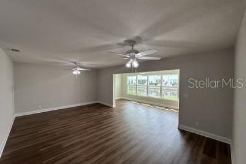 Copropriété à louer à Winter Haven, Floride: 3 chambres, 146.69 m2 № 2414035 - photo 3