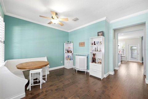 Townhouse in Tampa, Florida 3 bedrooms, 156.08 sq.m. № 2235487 - photo 4