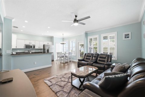Townhouse in Tampa, Florida 3 bedrooms, 156.08 sq.m. № 2235487 - photo 8