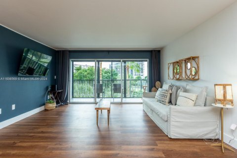 Copropriété à louer à Sunny Isles Beach, Floride: 1 chambre, 96.62 m2 № 1708447 - photo 10