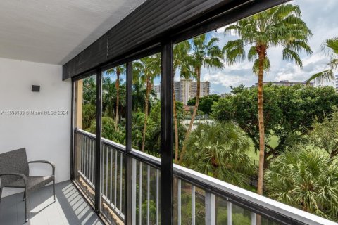 Copropriété à louer à Sunny Isles Beach, Floride: 1 chambre, 96.62 m2 № 1708447 - photo 28