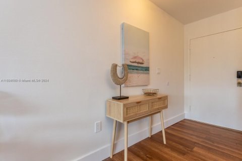 Copropriété à louer à Sunny Isles Beach, Floride: 1 chambre, 96.62 m2 № 1708447 - photo 25