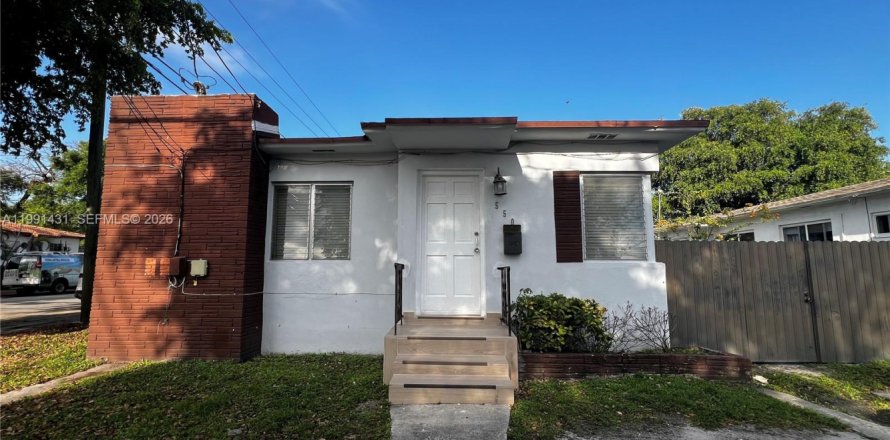 Apartamento en Miami, Florida 2 dormitorios, 60.39 m2 № 2058595