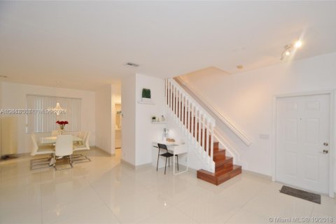 Снять в аренду виллу или дом в Уэстон, Флорида 4 спальни, 167.41м2, № 2004478 - фото 6