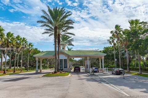 Снять в аренду виллу или дом в Уэстон, Флорида 4 спальни, 167.41м2, № 2004478 - фото 23