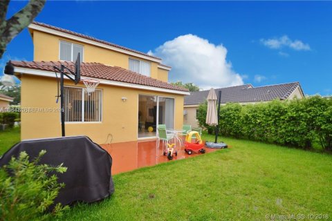 Снять в аренду виллу или дом в Уэстон, Флорида 4 спальни, 167.41м2, № 2004478 - фото 20