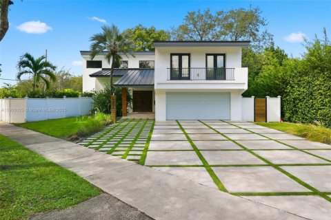 Casa en venta en Miami Shores, Florida, 3 dormitorios, 275.64 m2 № 1955906 - foto 2