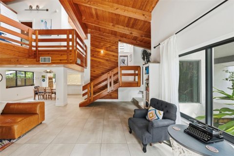 Casa en venta en Miami Shores, Florida, 3 dormitorios, 275.64 m2 № 1955906 - foto 10