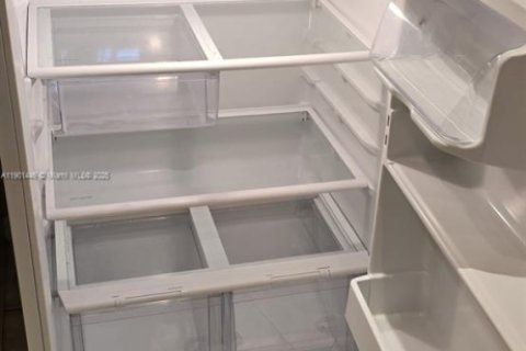 Купить кондоминиум в Дэвенпорт, Флорида 3 спальни, № 1966095 - фото 3