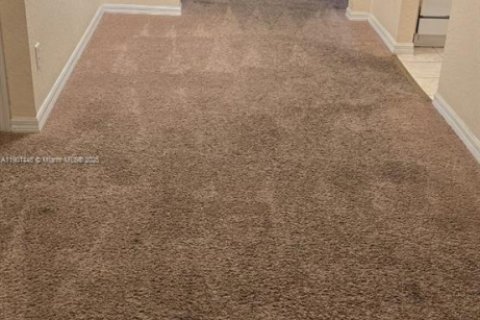 Купить кондоминиум в Дэвенпорт, Флорида 3 спальни, № 1966095 - фото 15