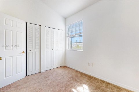 Copropriété à louer à Sunrise, Floride: 3 chambres, 130.9 m2 № 2040473 - photo 8