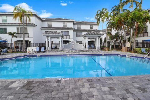 Copropriété à louer à Sunrise, Floride: 3 chambres, 130.9 m2 № 2040473 - photo 20