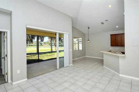 House in Bradenton, Florida 3 bedrooms, 191.84 sq.m. № 1819480 - photo 7