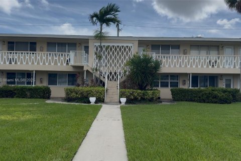 Copropriété à vendre à Hallandale Beach, Floride: 1 chambre, 72.93 m2 № 1944279 - photo 1