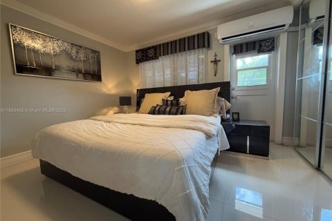 Copropriété à vendre à Hallandale Beach, Floride: 1 chambre, 72.93 m2 № 1944279 - photo 10