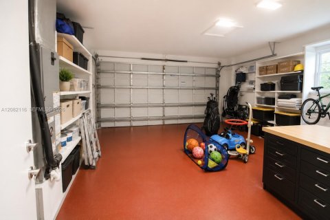 Villa ou maison à vendre à Coral Gables, Floride: 4 chambres, 264.59 m2 № 2363779 - photo 29
