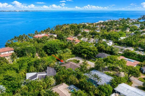 Villa ou maison à vendre à Coral Gables, Floride: 4 chambres, 264.59 m2 № 2363779 - photo 2