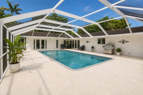 Villa ou maison à vendre à Coral Gables, Floride: 4 chambres, 264.59 m2 № 2363779 - photo 5