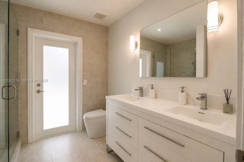 Villa ou maison à vendre à Coral Gables, Floride: 4 chambres, 264.59 m2 № 2363779 - photo 11