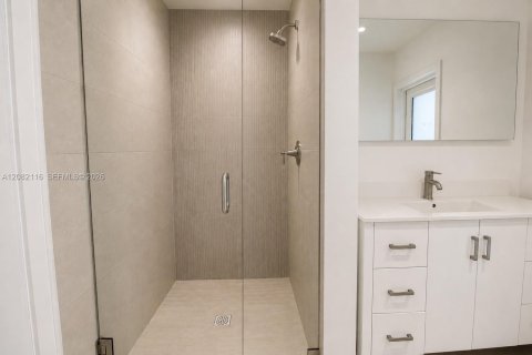 Villa ou maison à vendre à Coral Gables, Floride: 4 chambres, 264.59 m2 № 2363779 - photo 24
