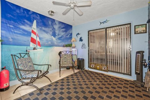 Condominio en venta en Weeki Wachee, Florida, 2 dormitorios, 120.03 m2 № 1510977 - foto 21