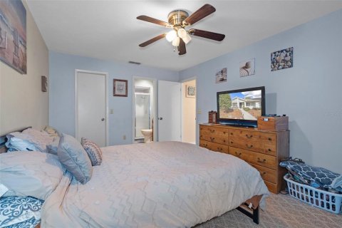 Condominio en venta en Weeki Wachee, Florida, 2 dormitorios, 120.03 m2 № 1510977 - foto 14