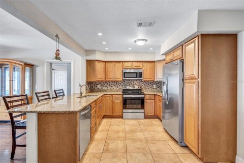 House in Seminole, Florida 4 bedrooms, 156.63 sq.m. № 1866244 - photo 23