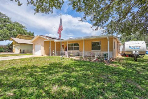 House in Seminole, Florida 4 bedrooms, 156.63 sq.m. № 1866244 - photo 5