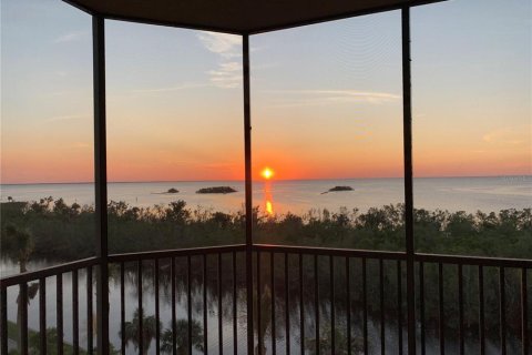 Condo in Punta Gorda, Florida, 3 bedrooms  № 243599 - photo 7