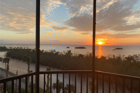 Condo in Punta Gorda, Florida, 3 bedrooms  № 243599 - photo 8