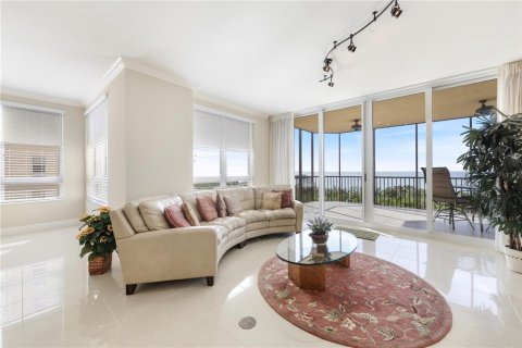 Condo in Punta Gorda, Florida, 3 bedrooms  № 243599 - photo 12