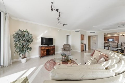 Condo in Punta Gorda, Florida, 3 bedrooms  № 243599 - photo 15